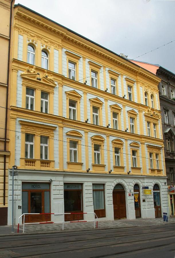 Hotel Patio Прага Екстер'єр фото